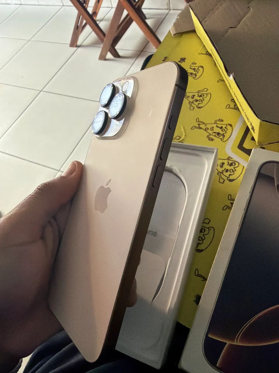 iPhone 16 Pro Max 256gb - Foto 2