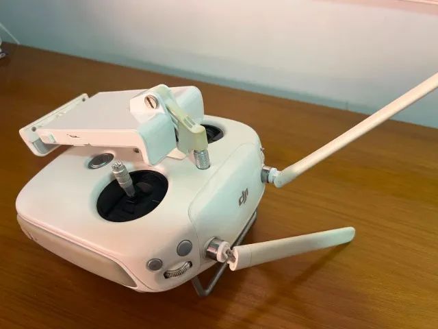 DJI Phantom 3 Advanced para retirada de peças - Foto 3