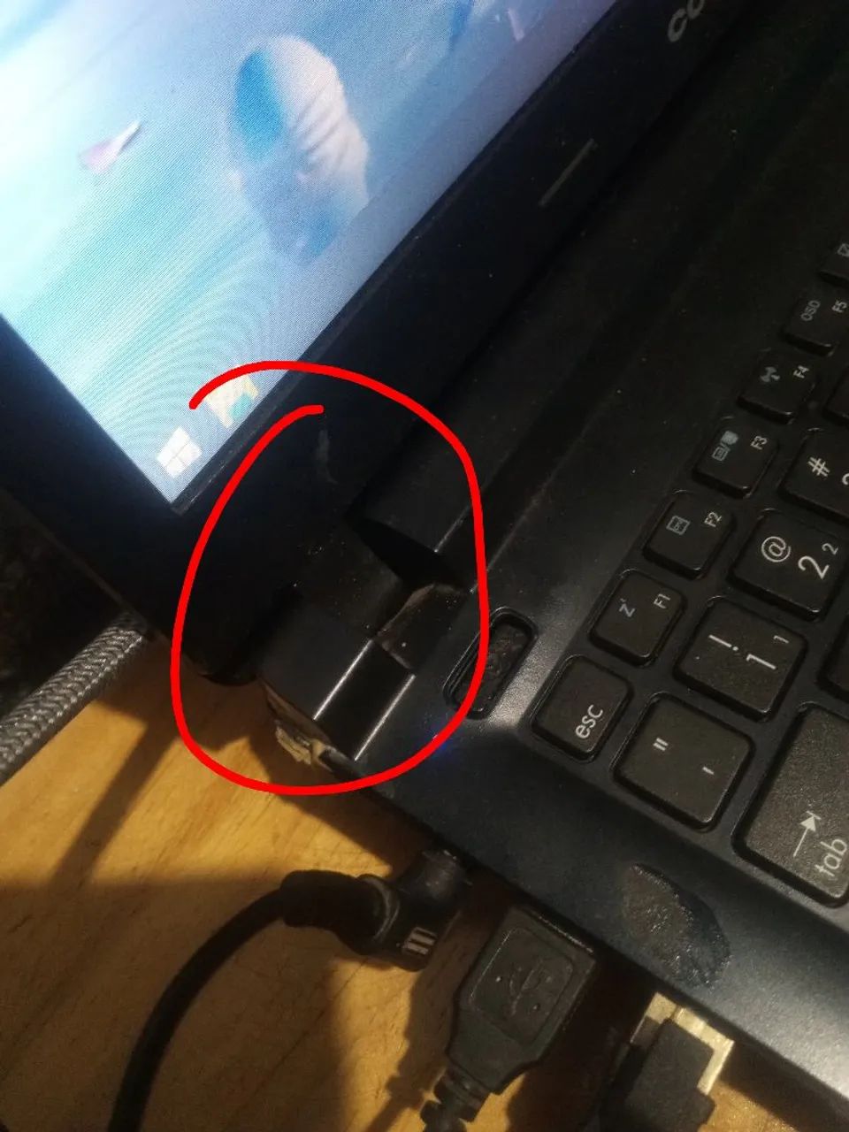 Notebook CCE  - Foto 3