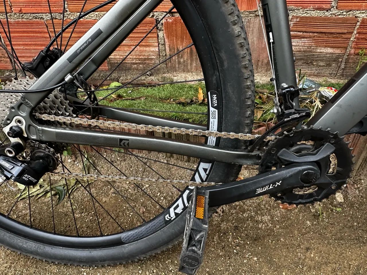 Bicicleta Rava aro 29,tamanho quadro 17 e machas 2x10 - Foto 3