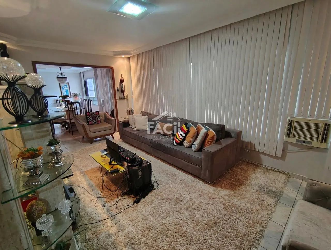 Apartamento 3 Dormitórios no Centro de Vitória à Venda