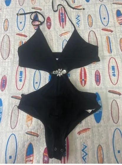 Kit duas peças marca Colcci