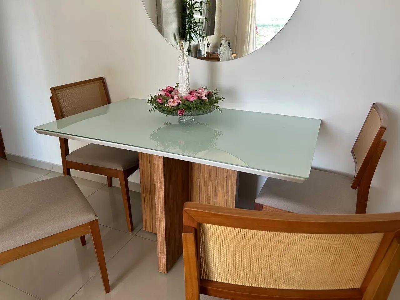 Mesa de jantar + 4 cadeiras * - Foto 3