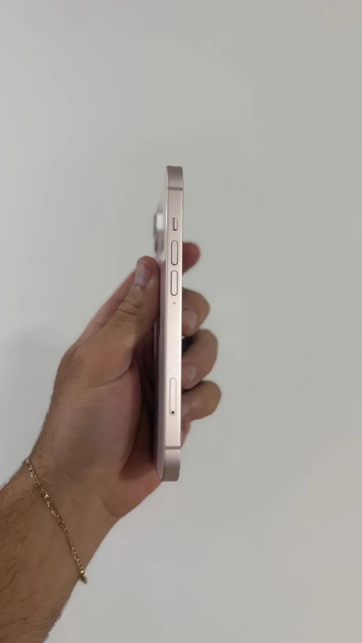 IPhone 13 sem marcas de uso - Foto 3