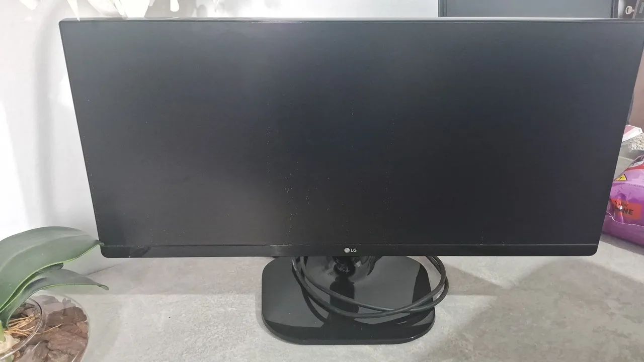 Monitor UltraWide