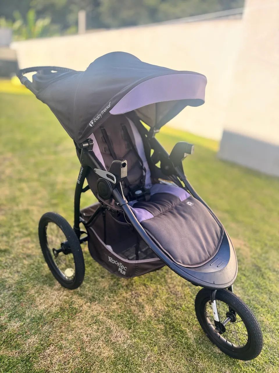 Carrinho de bebê baby trend race  abaixei para vender - Foto 4