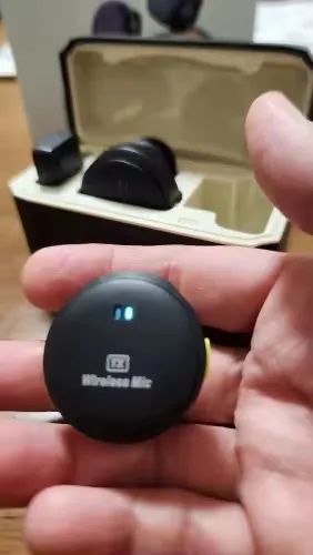 Microfone de Lapela Duplo Sem Fio - Com Estojo e Redução de Ruído - Novo - Foto 5