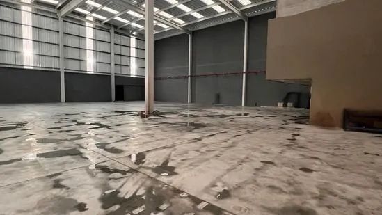 Galpão para alugar, 1700 m² por R$ 68.000,00/mês - Condomínio Industrial Dellapar - Arujá/ - Foto 4