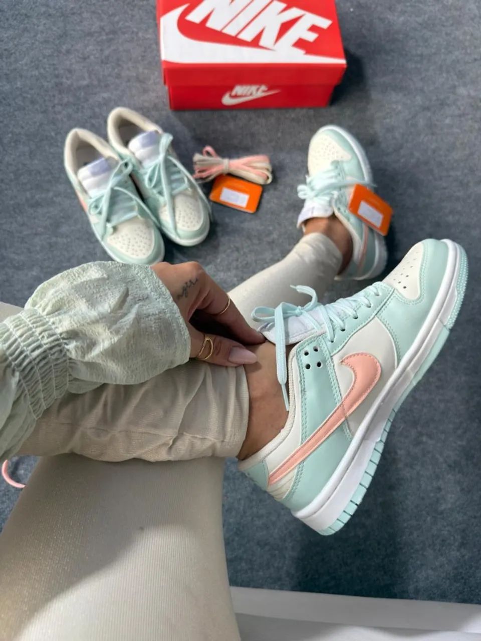 Tênis Nike Sb Dunk low Barely Green 3 Feminino Opções de Cadarço  - Foto 3