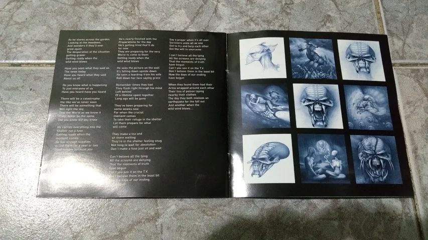 CD IRON MAIDEN NOVO - THE FINAL FRONTIER - Foto 4