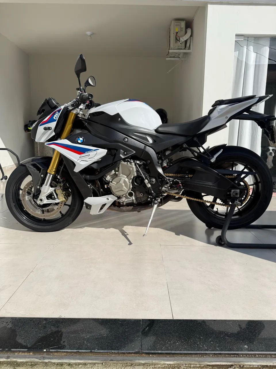Vende-se bmw 17/18 - Foto 2