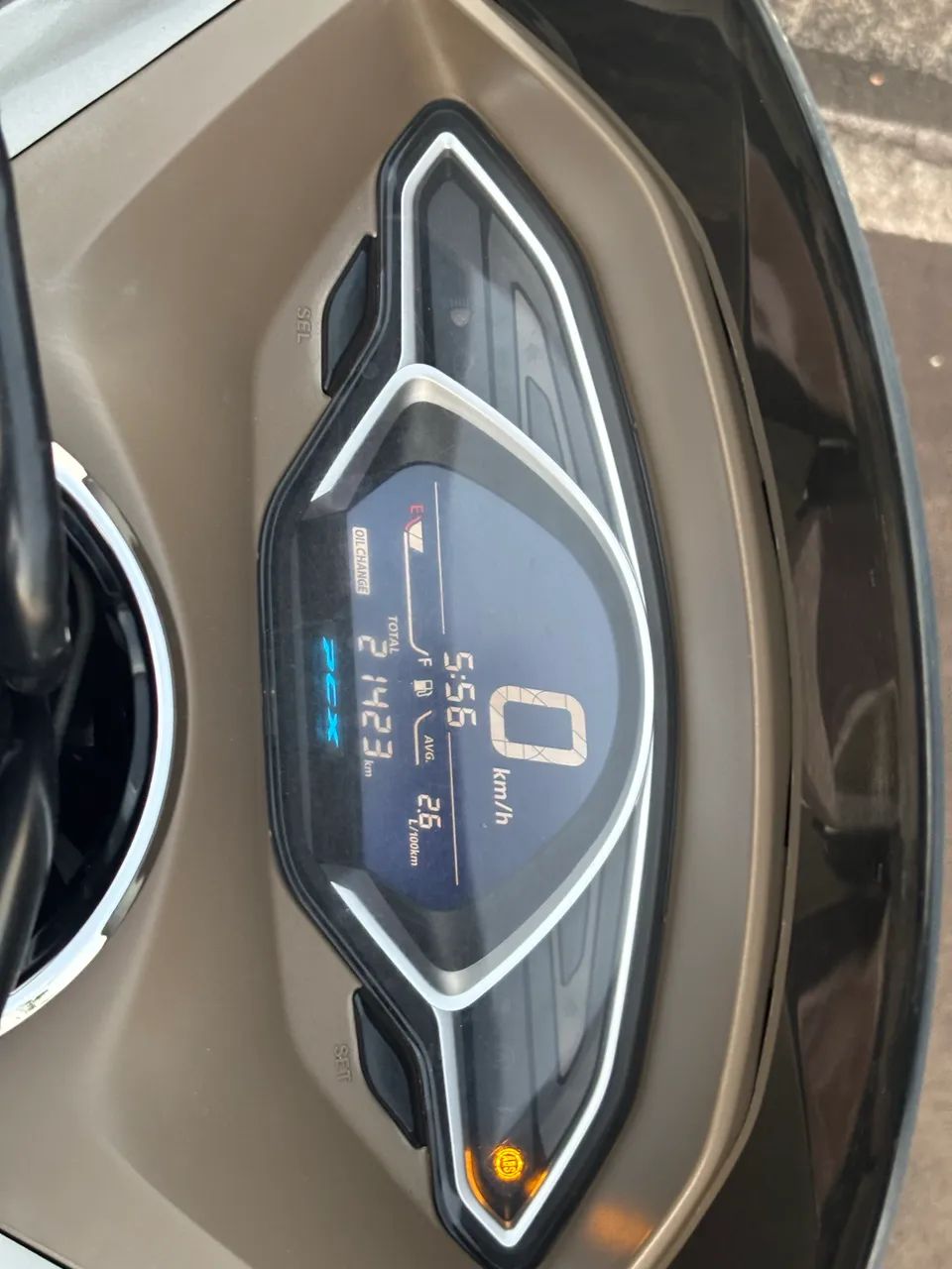 PCX DLX 150  - Foto 3