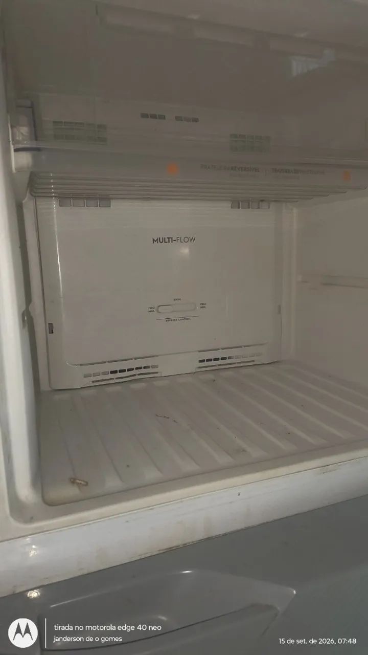 Vendo geladeira continental com defeito 