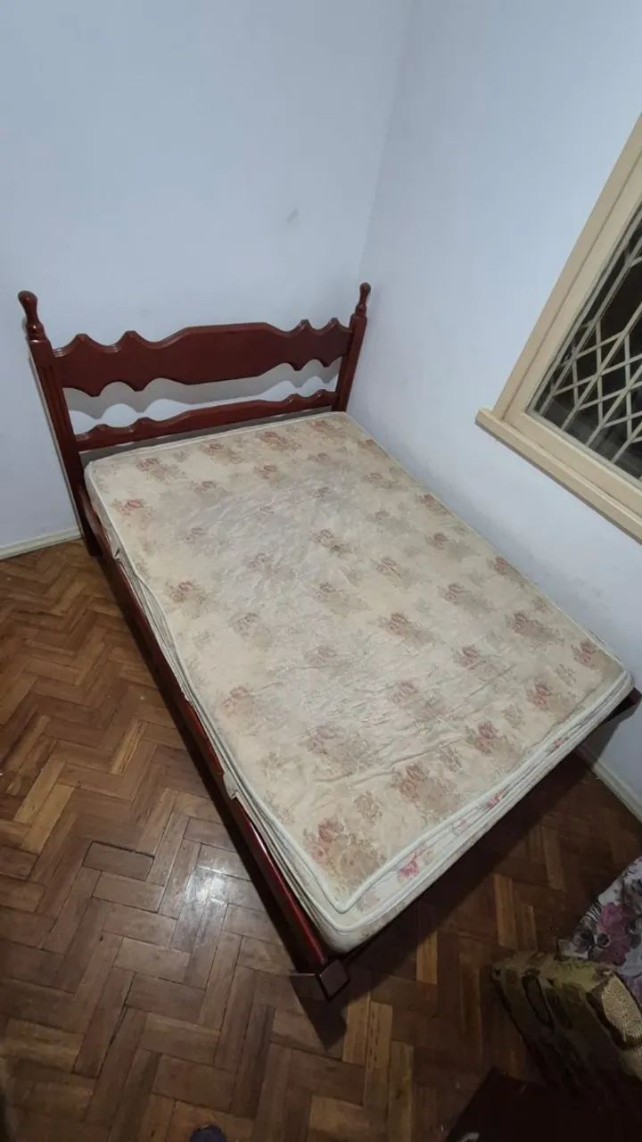 Cama de casal de madeira vintage - Foto 3