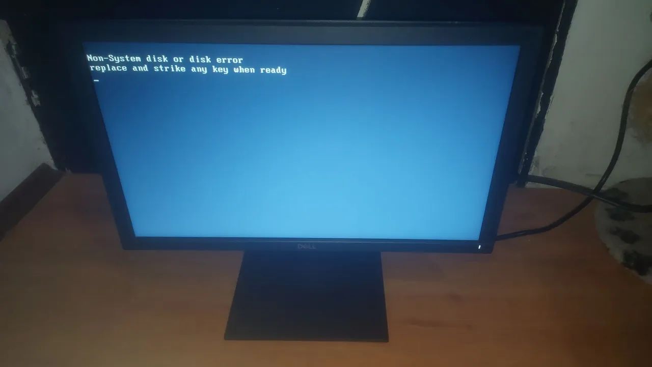 Monitor Dell E1920HF 18,5" LED 