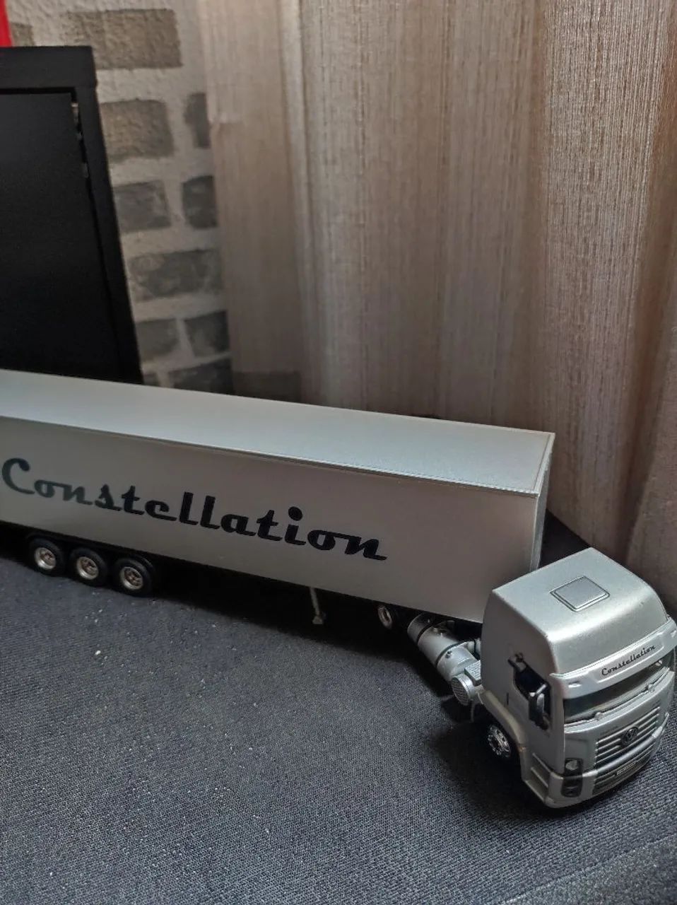 Miniatura Constellation 