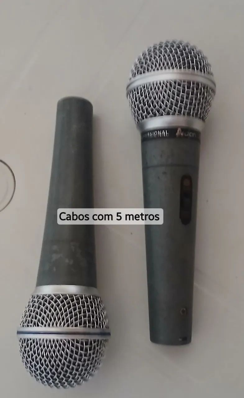 Vendo 2 Microfones arcano SM 58 em ótimo estado de conservação cardioide  - Foto 2
