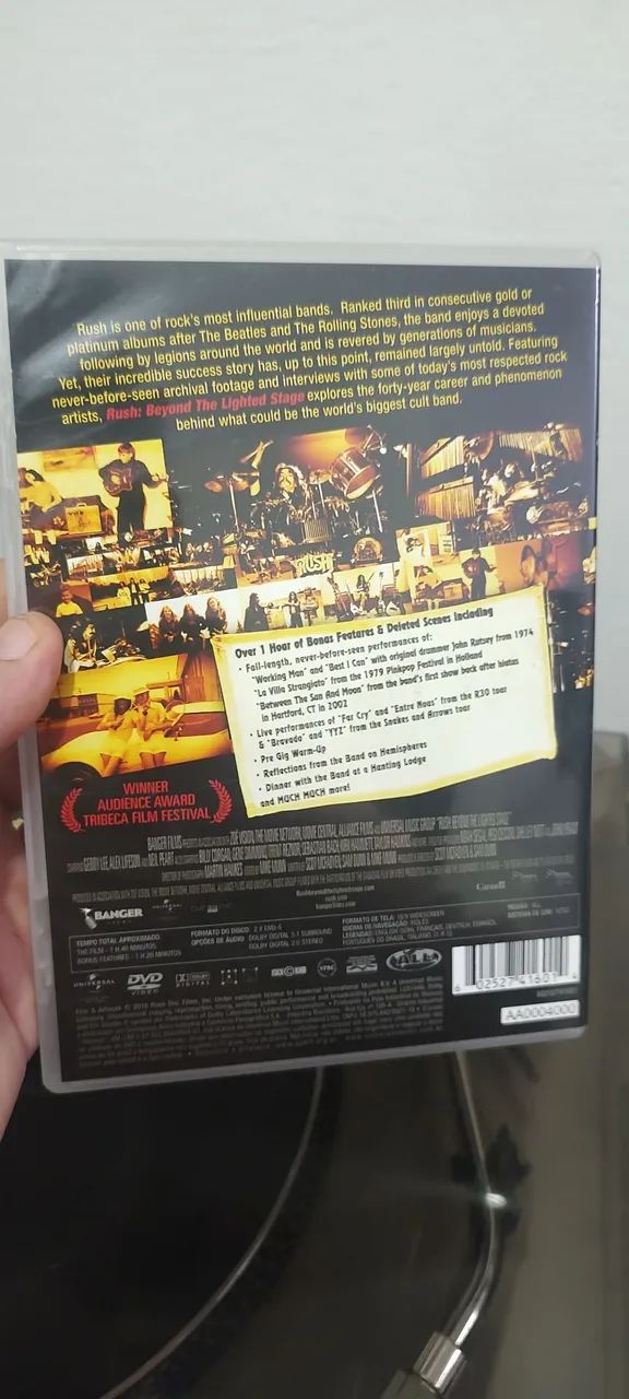 Dvd duplo Rush Beyond The Lighted Stage original documentário  - Foto 3