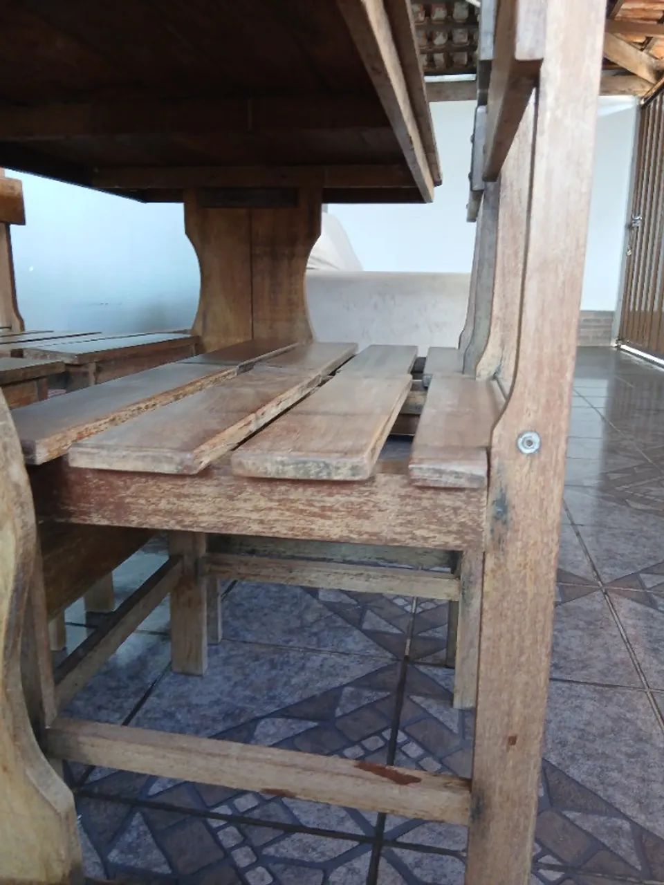 Conjunto mesa Sucupira com 04 cadeiras  - Foto 3