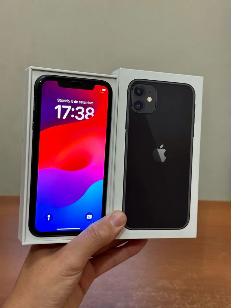 iPhone 11 + Carregador - Foto 3