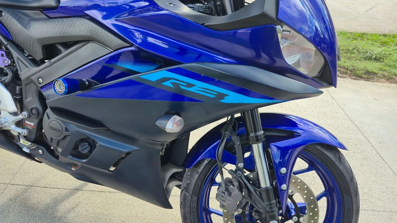 Yamaha R3 2025 - Foto 5