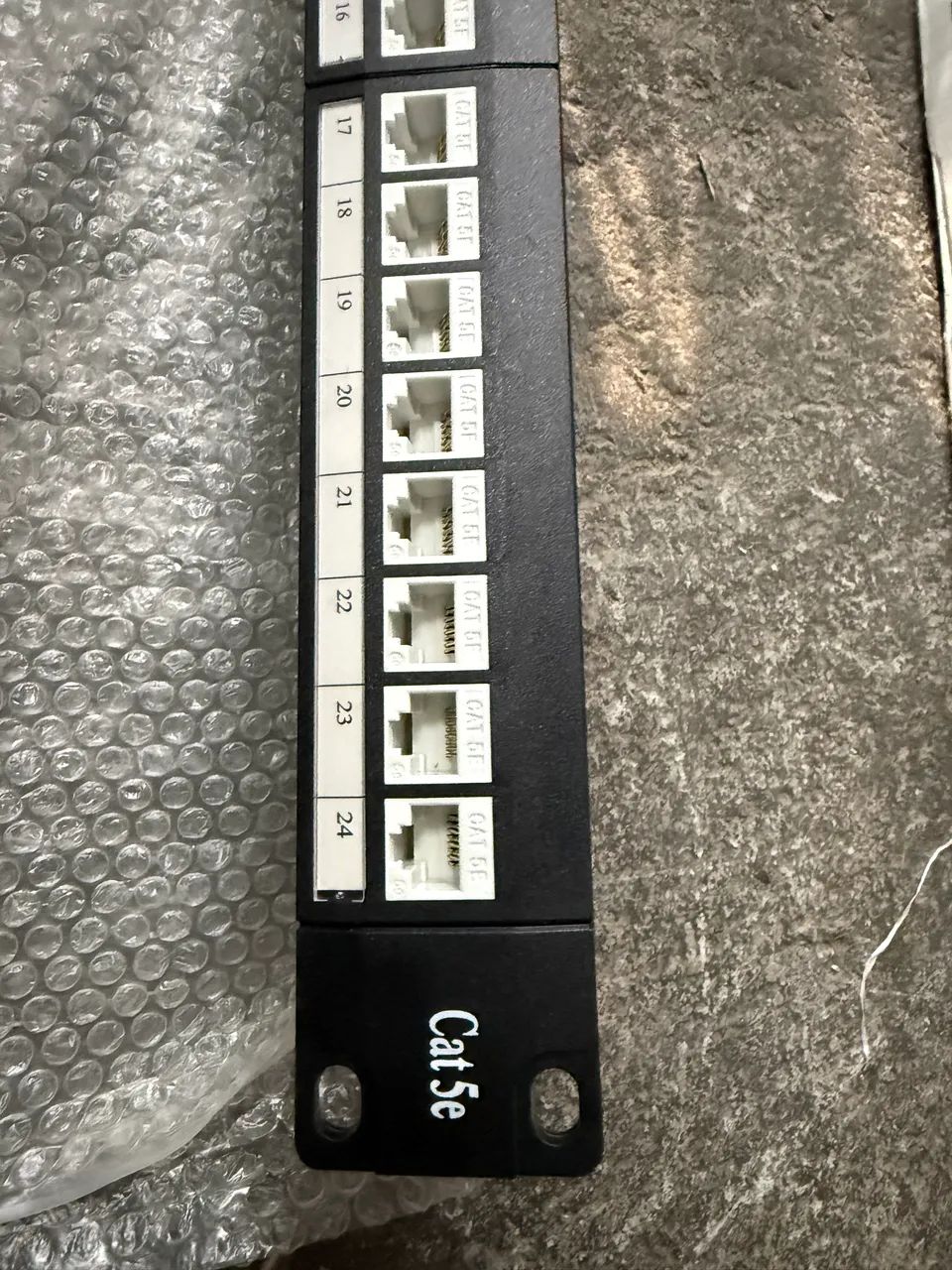 Patch Panel Leverpush 24 Portas Cat5e Rj45 19  1u Utp - Foto 3
