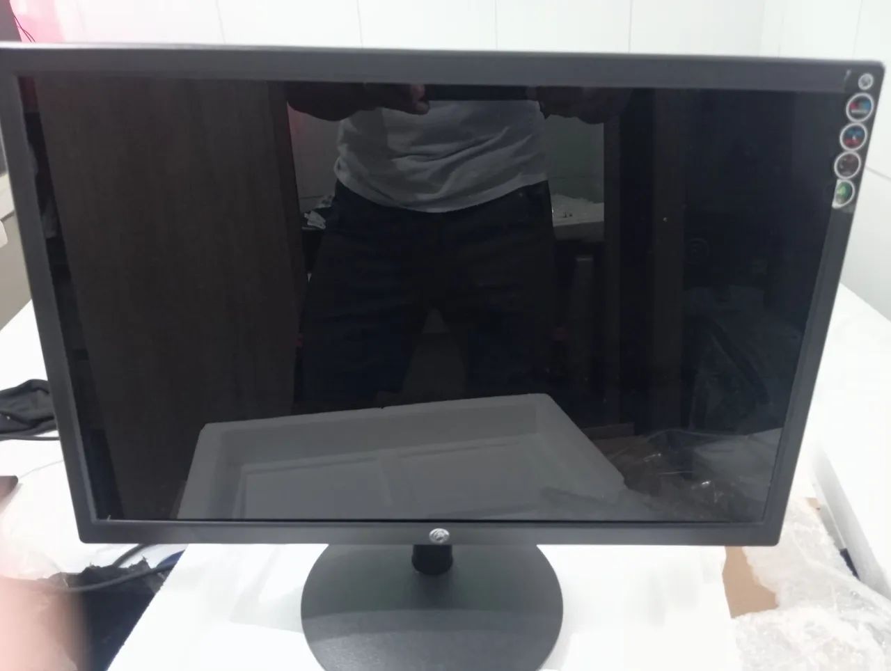 Monitor Bluecase 20 polegadas 
