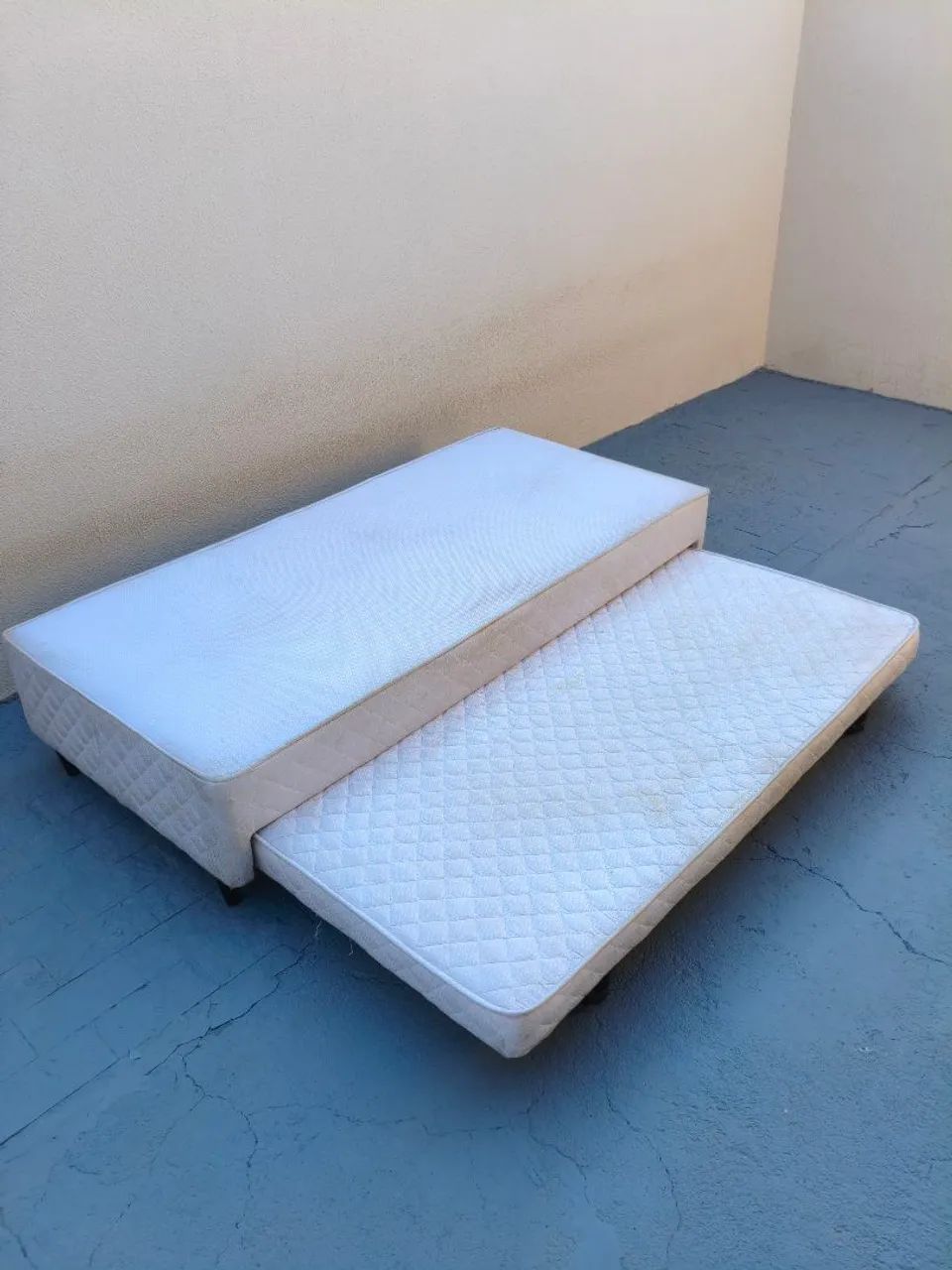 Cama box solteiro com auxiliar