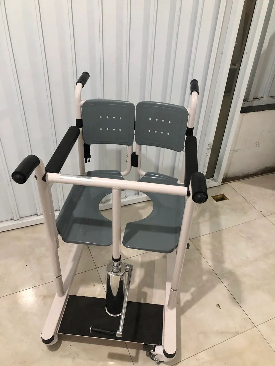 cadeira de transferência para idoso - Foto 3