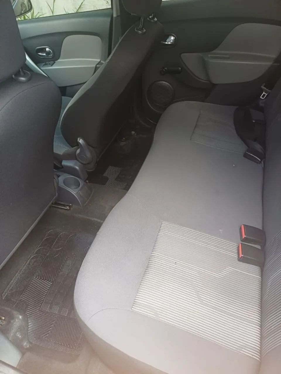 Renault Logan Expression Flex 1.6 16V 4P 2018 - Foto 4