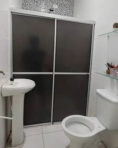Box em acrílico ou fechamento de pia - Foto 4