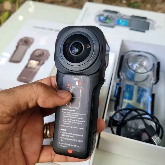 Câmera Insta360 One Rs 1-inch 360 Edition 6k - Foto 5