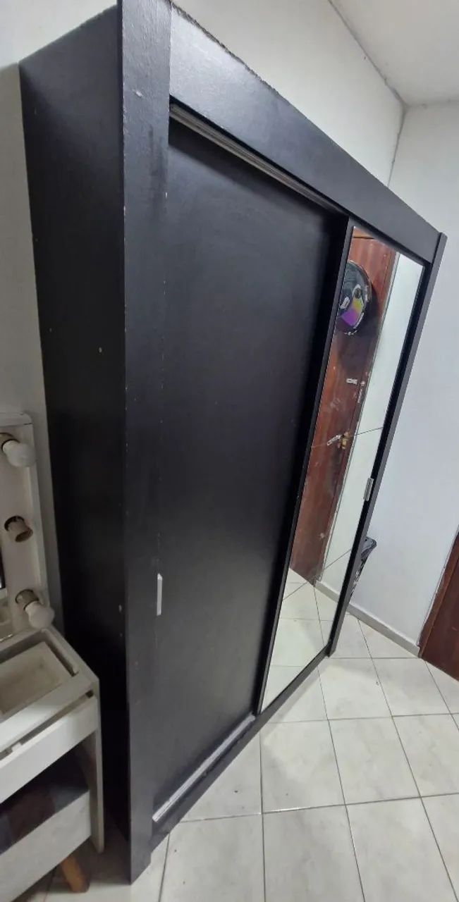 Guarda Roupa