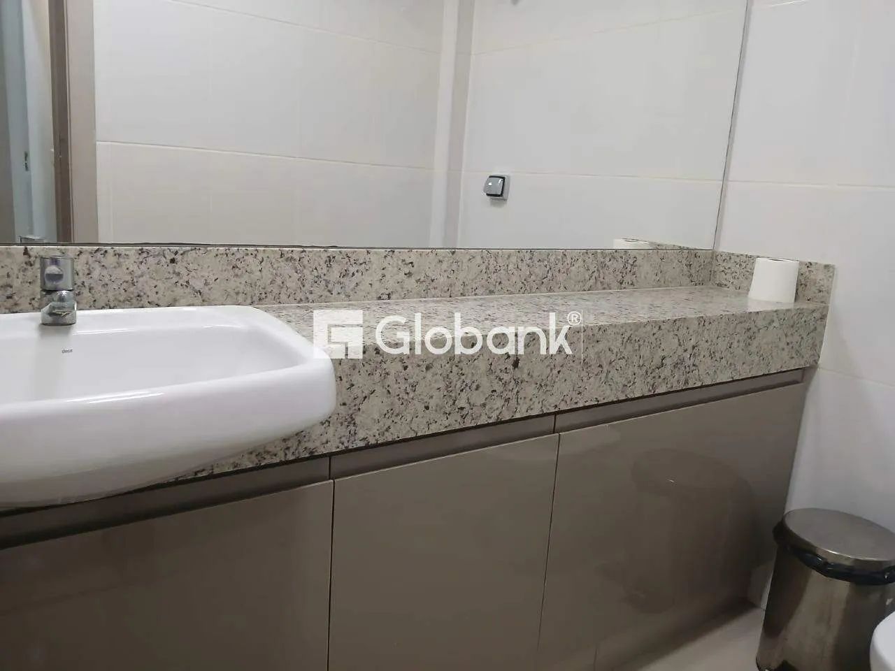 Sala comercial à venda no Centro com 130 m² - Foto 3