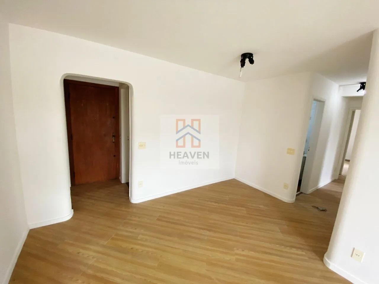 NO CORAÇÃO DA POMPEIA, DUAS VAGAS! - Foto 2