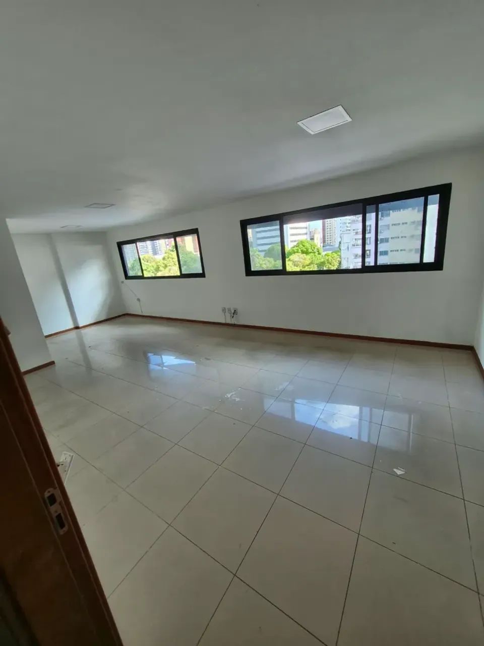 Sala Comercial no Umarizal | 35m2 | Síntese Plaza