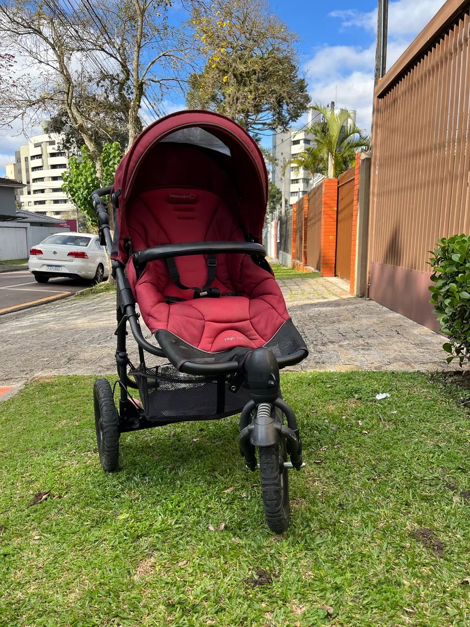 Carrinho de passeio bebeconfort francês 
