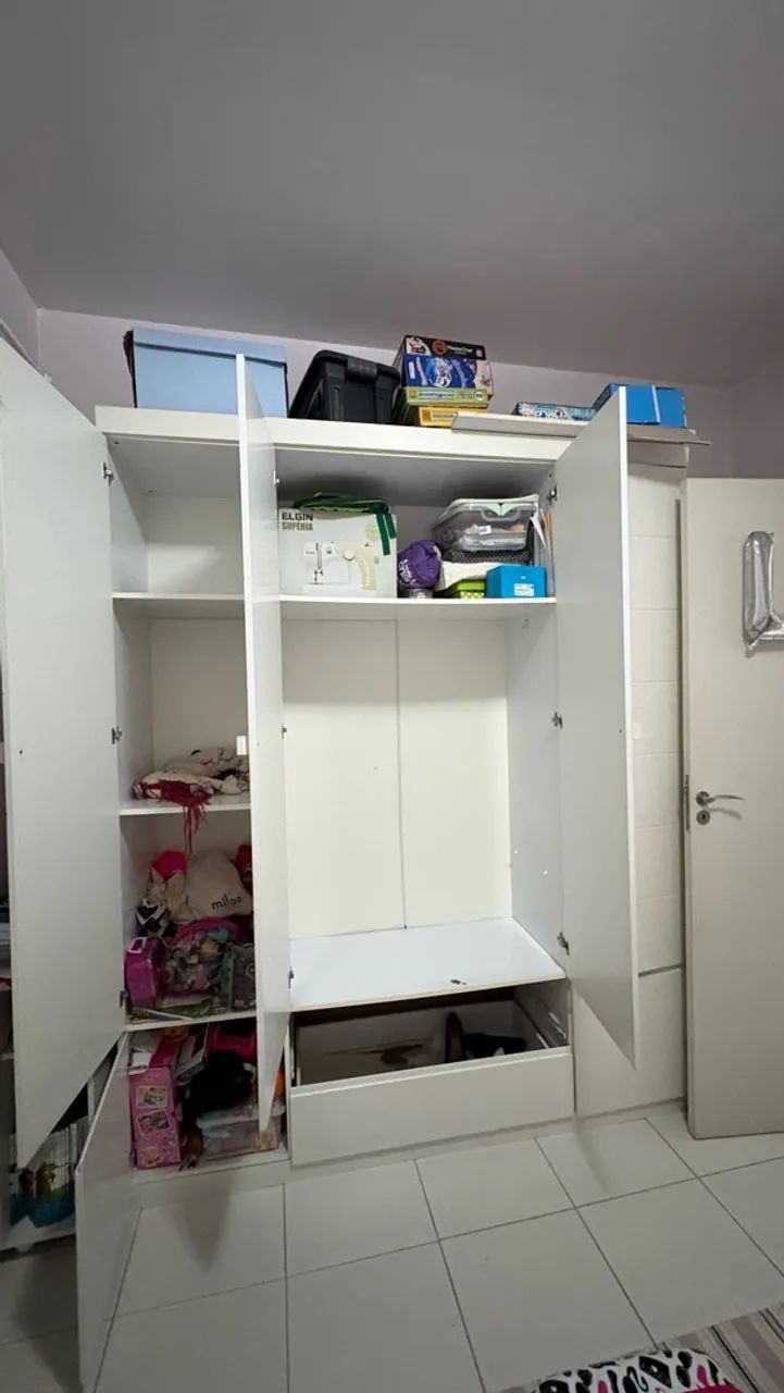 Armário branco quarto 
