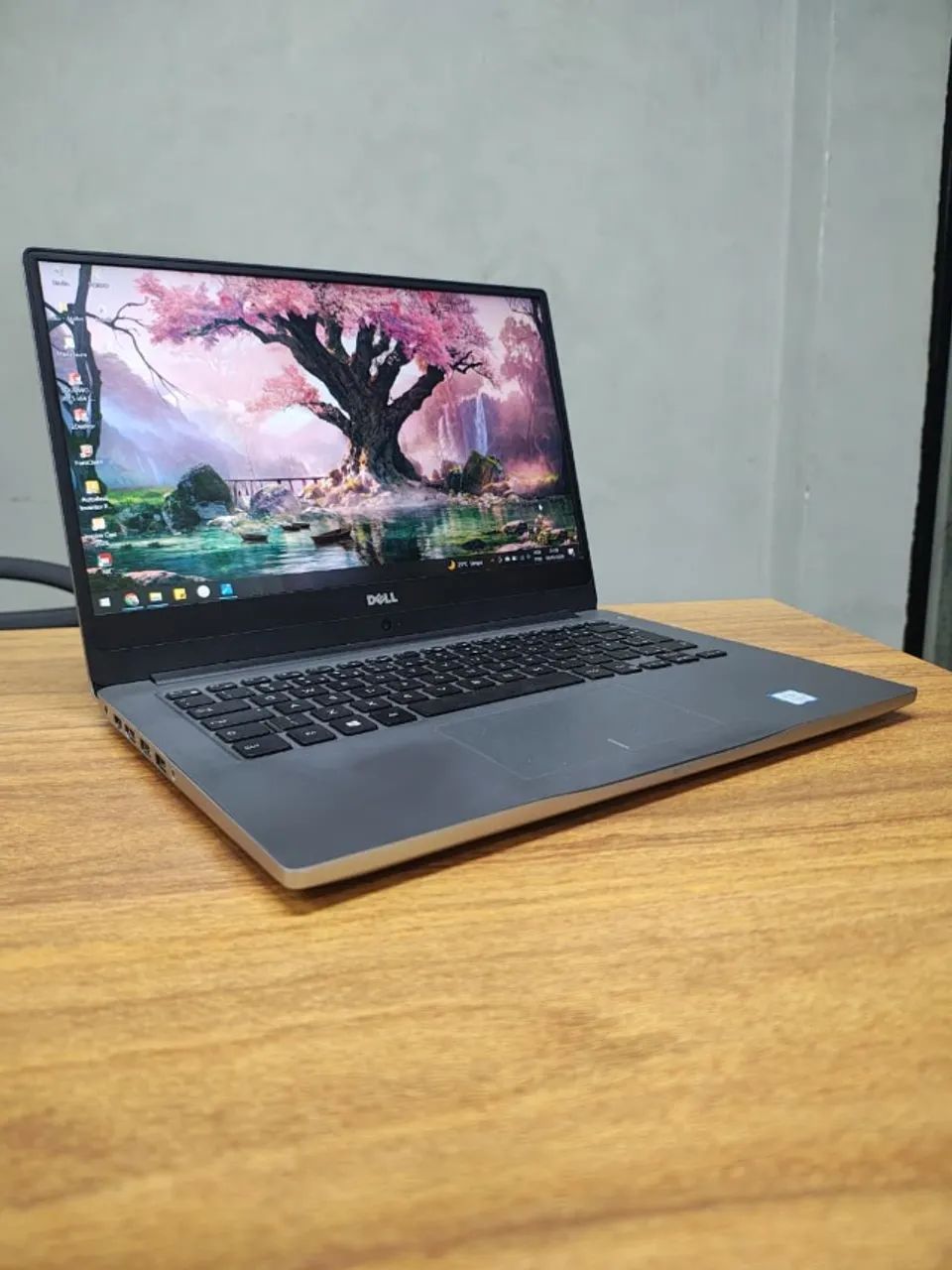 Usado Dell Inspiron 14 7460 - i5 - 16gb ram + 254gb Ssd + 1tb+