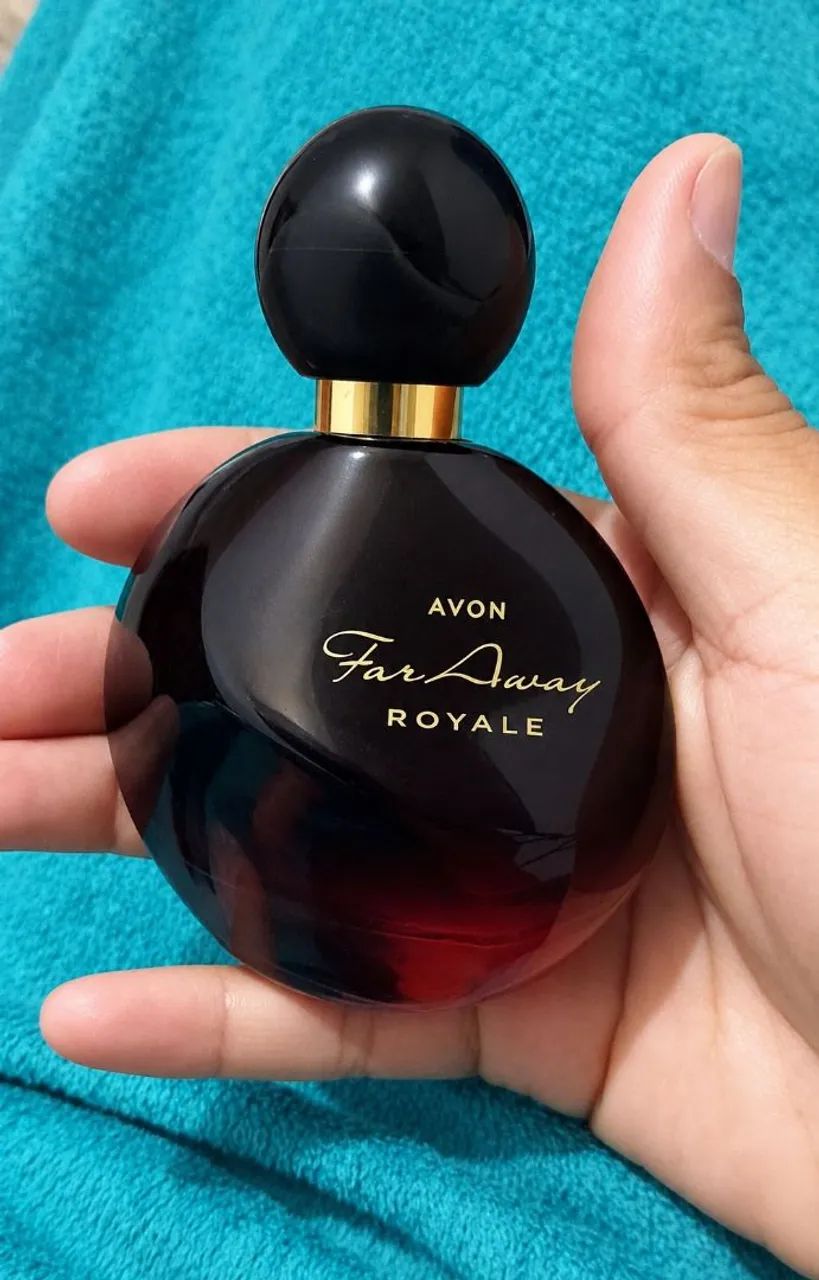 Perfume far away royale raro