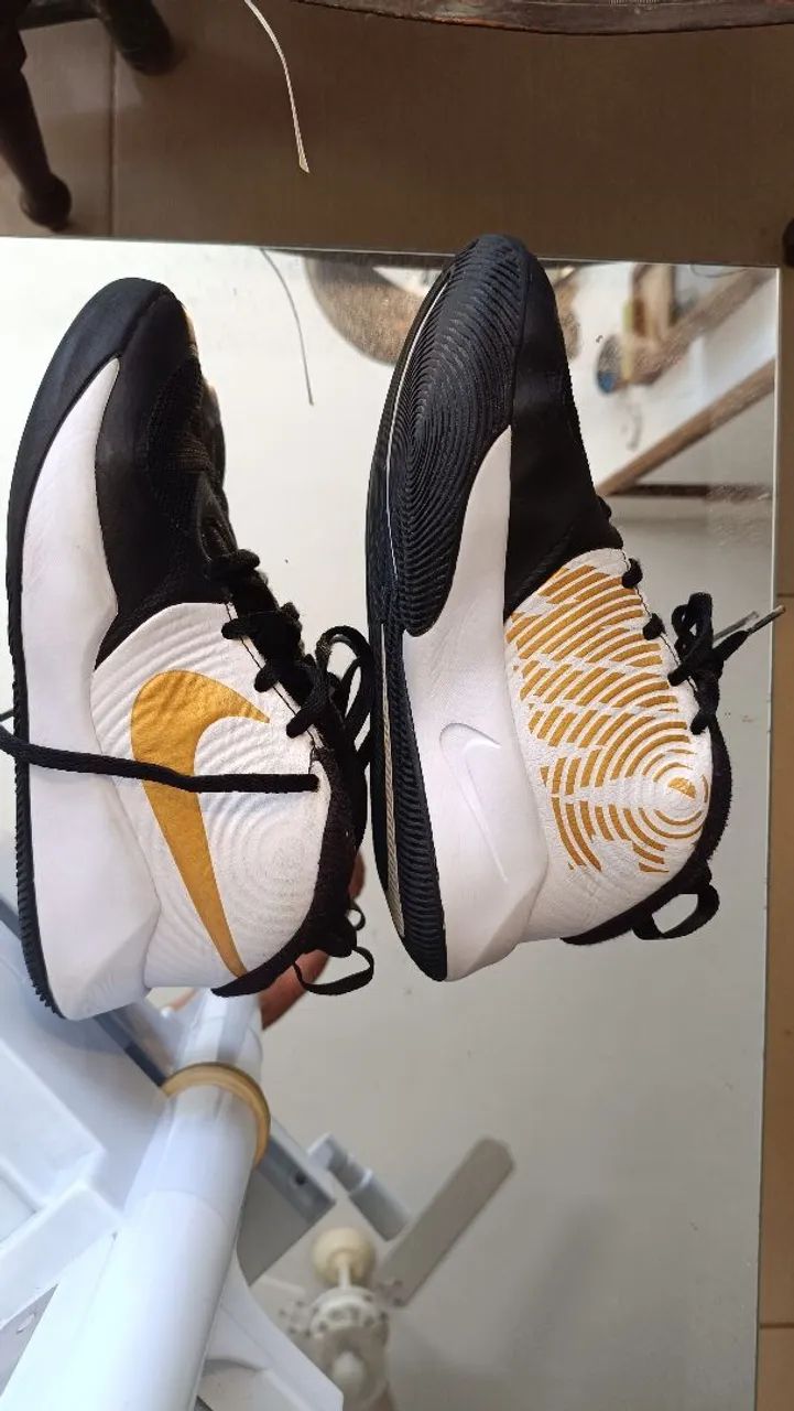 Tenis