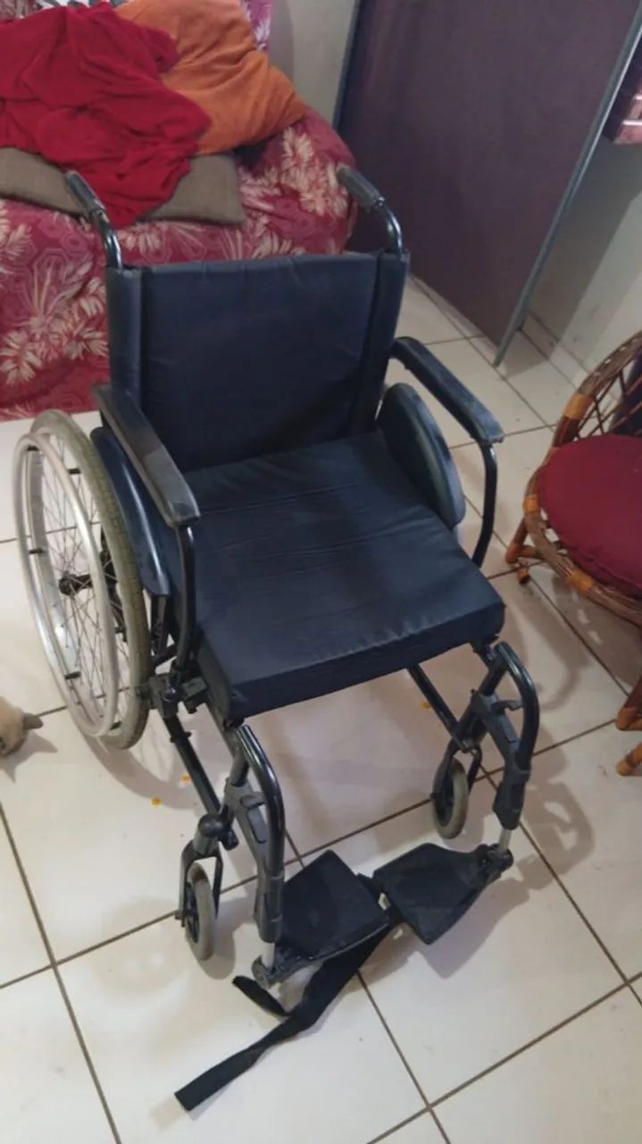 Cadeiras de rodas  - Foto 2