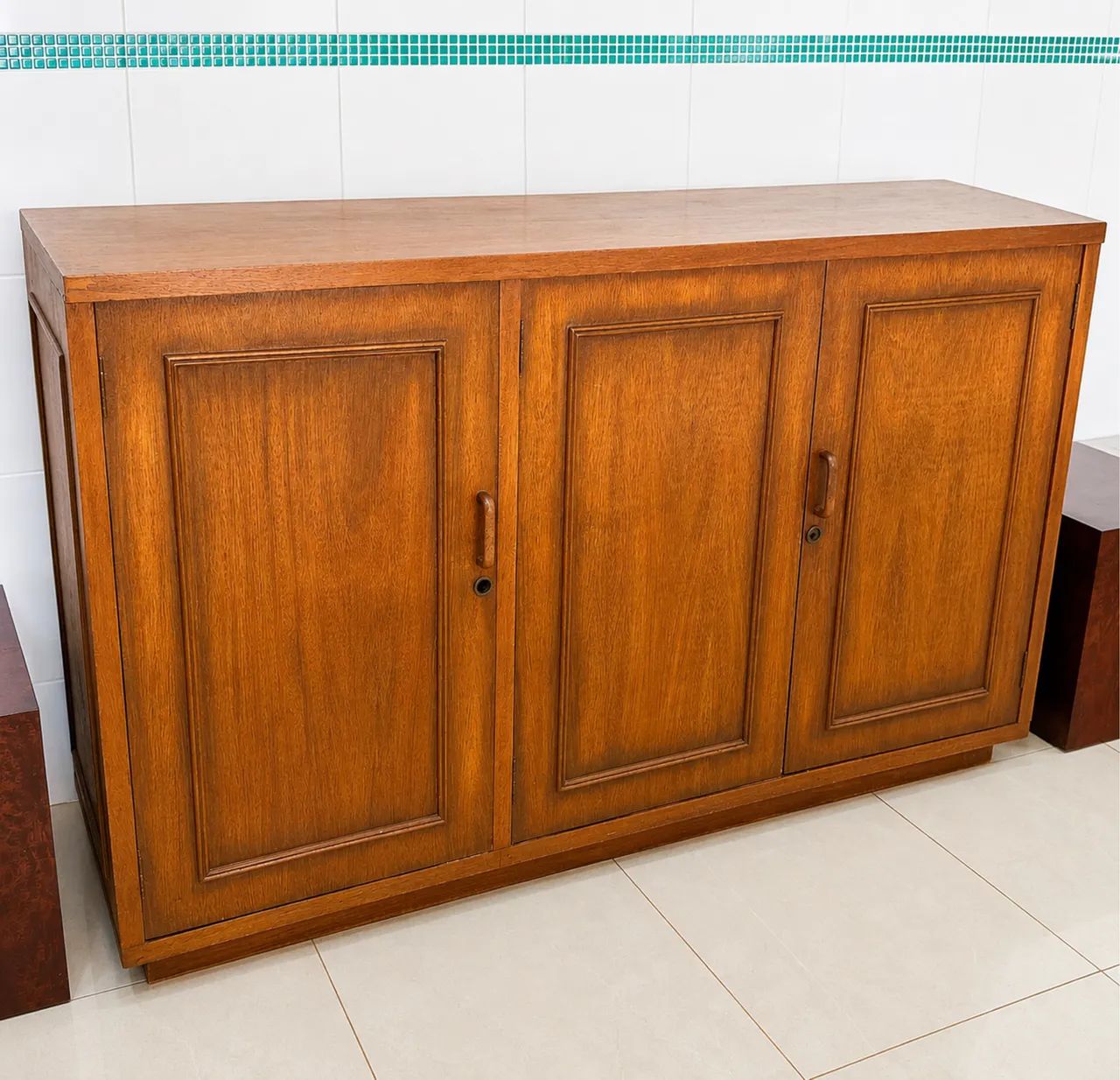 Buffet Vintage em Madeira Maciça