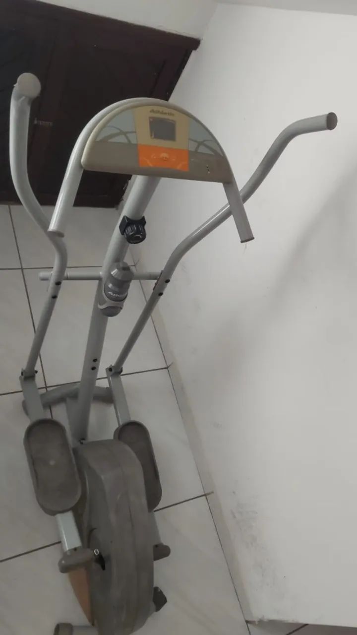 Equipamento de Ginástica Elíptico - Marca Athletic - Foto 2