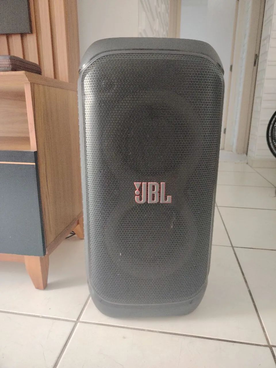 JBL 320 partybox super nova 