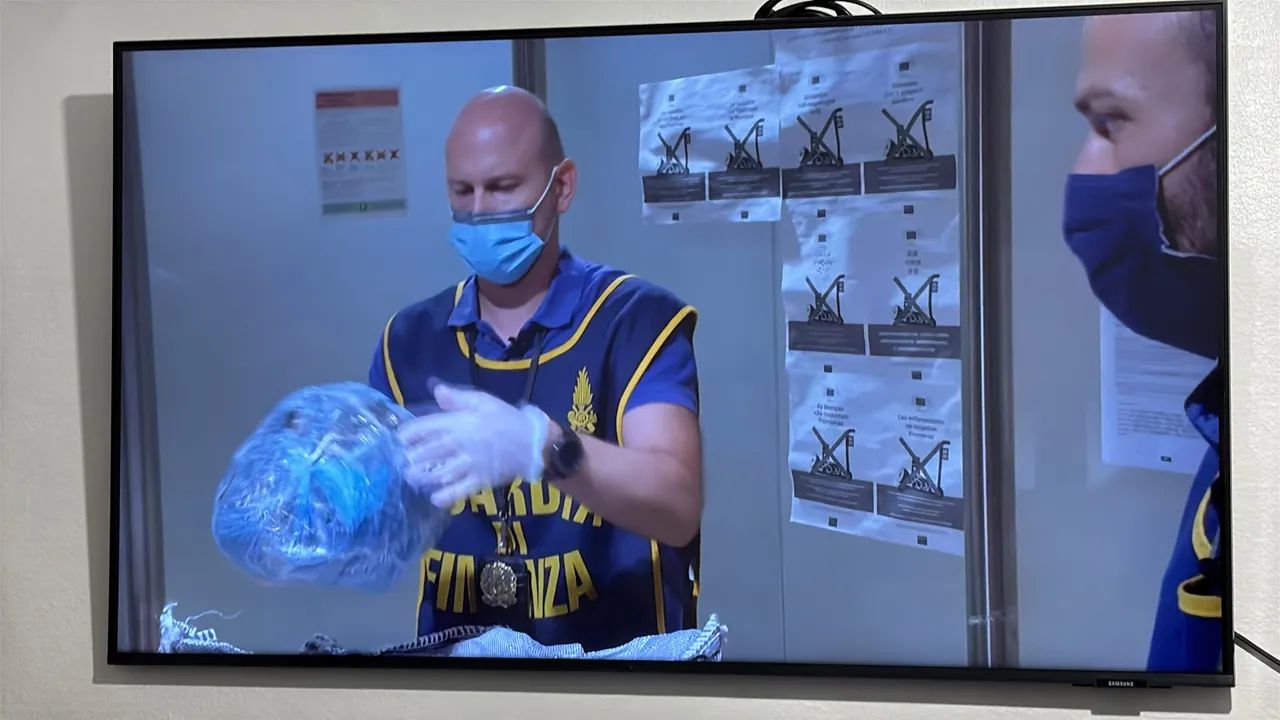 TV SAMSUNG 50 polegadas 4K - Está na Garantia - Foto 4