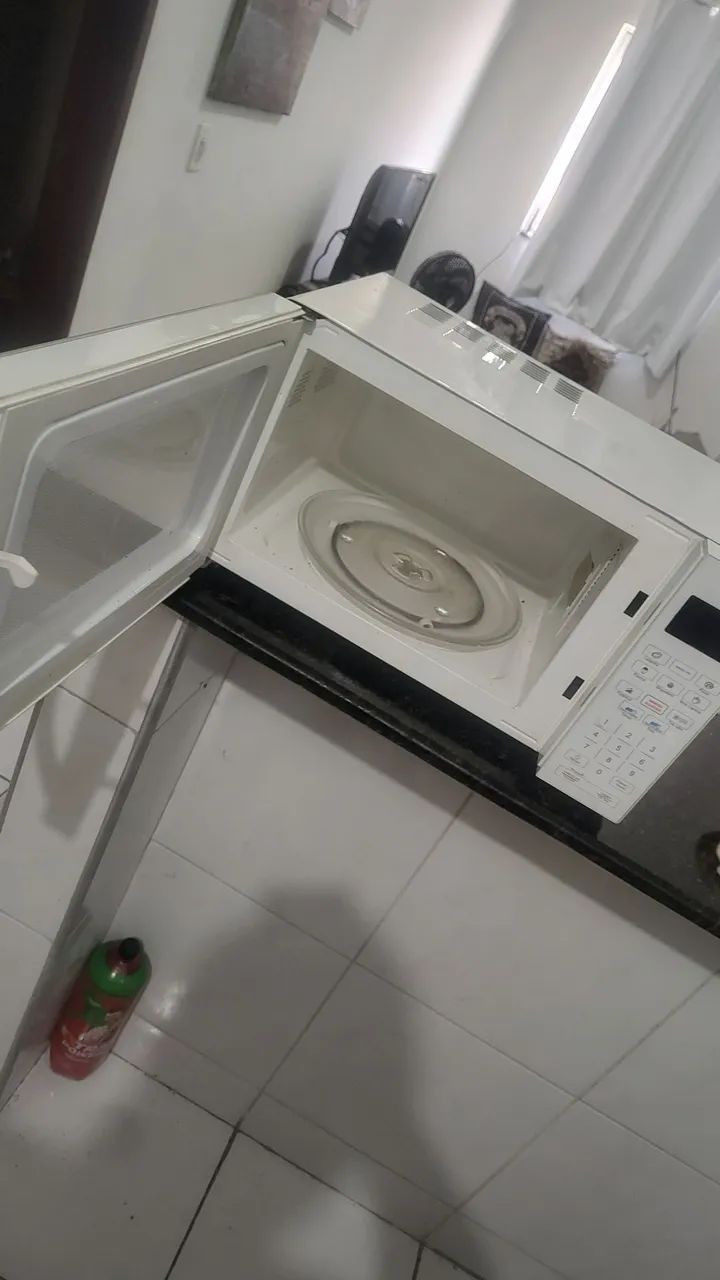 Microondas 26L (Para Conserto) - Foto 2