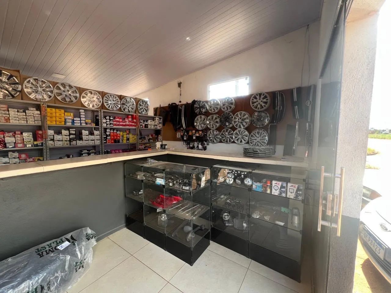 Vendo Auto peças e oficina Mecânica - Foto 2