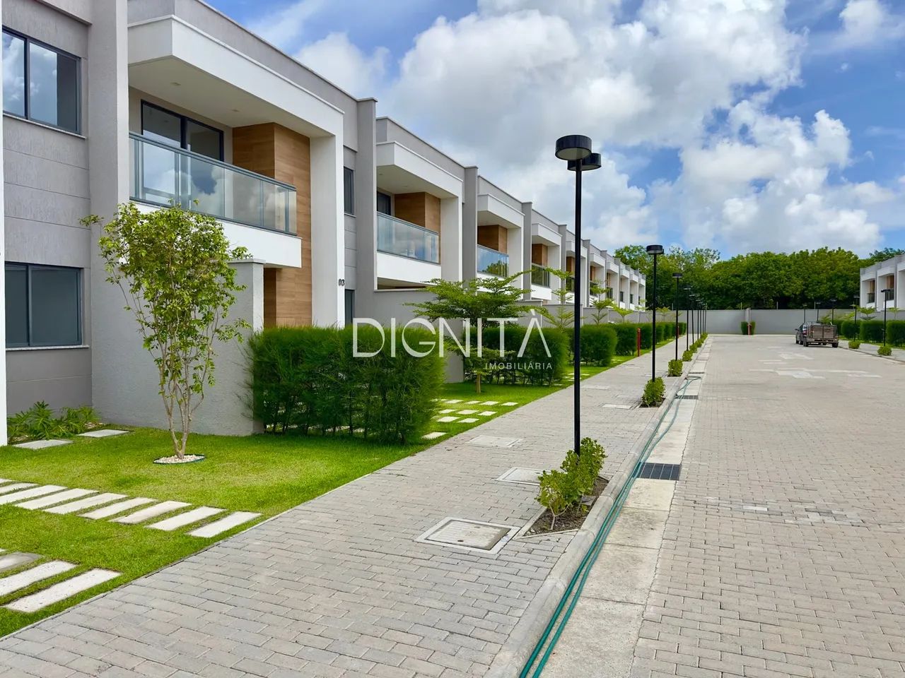 Casa Duplex em Condomínio 4 Suítes Guaribas - Eusébio - Foto 2
