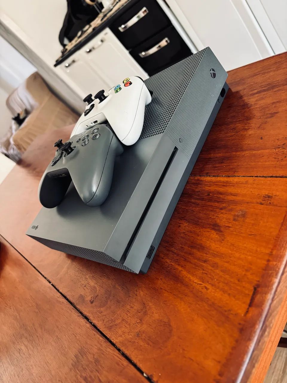 Xbox One S 1TB  - Foto 2